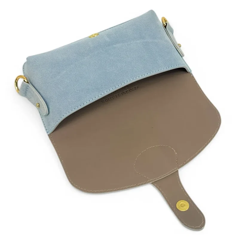 Mini-sac french stick en daim TOSCA SUEDE Bleu pastel