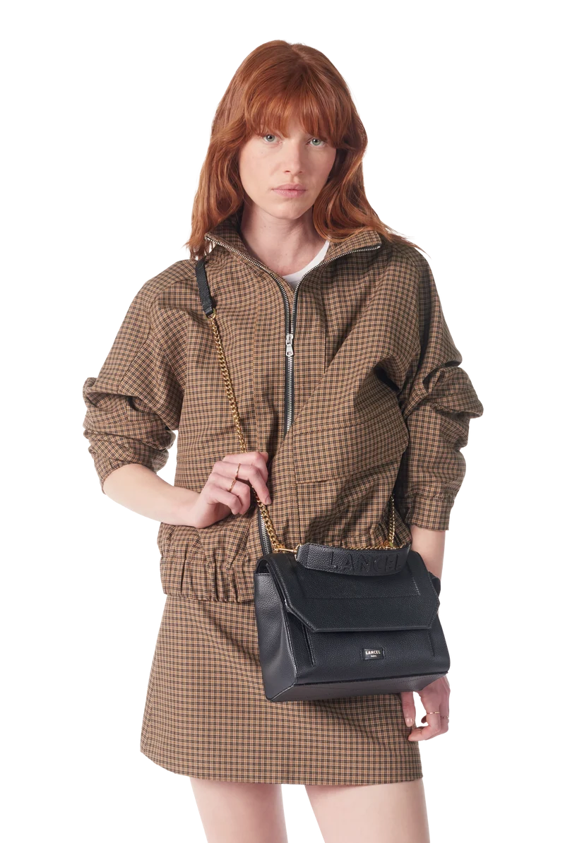 M Flap bag