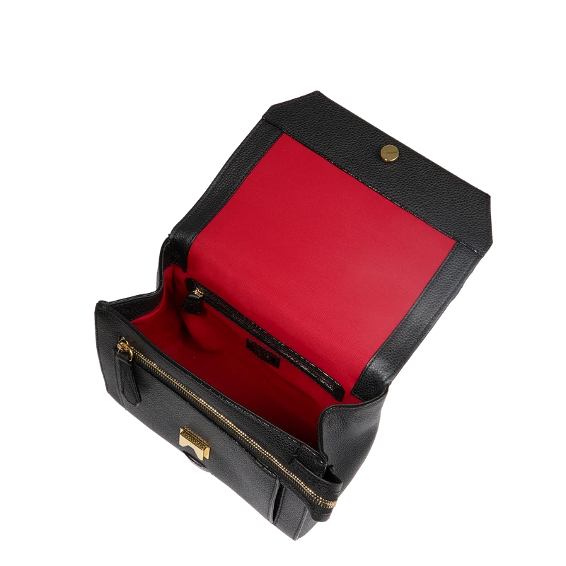 M Flap bag
