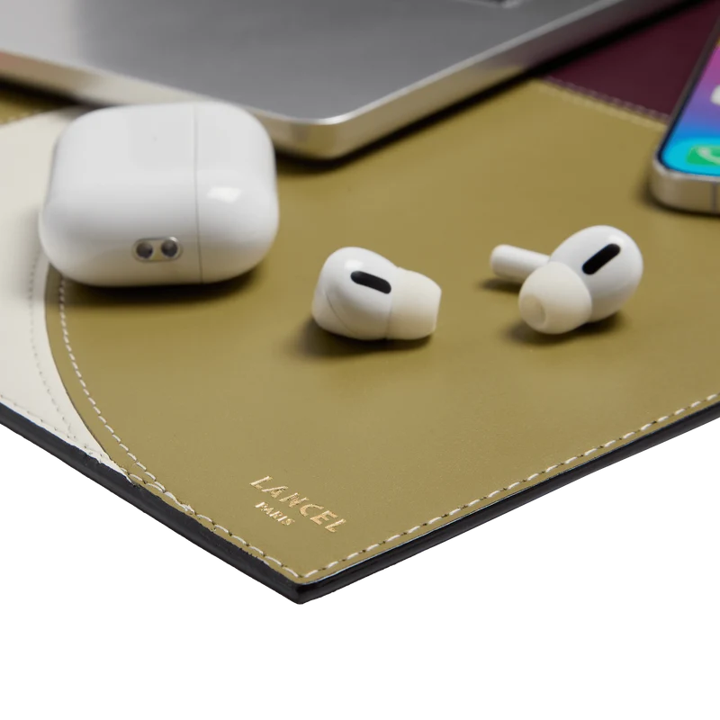 DESKPAD