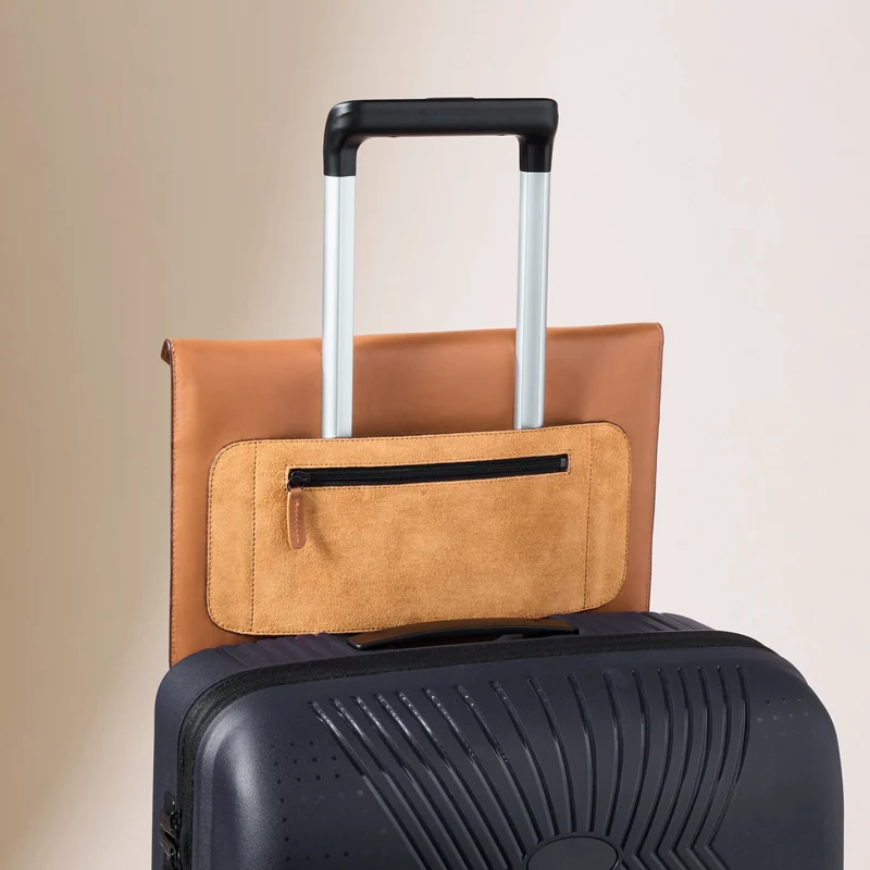Housse pour ordinateur SCYLAS camel cognac