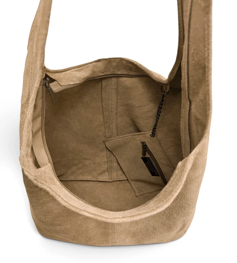 Sac à main de forme HOBO en daim EVA Taupe