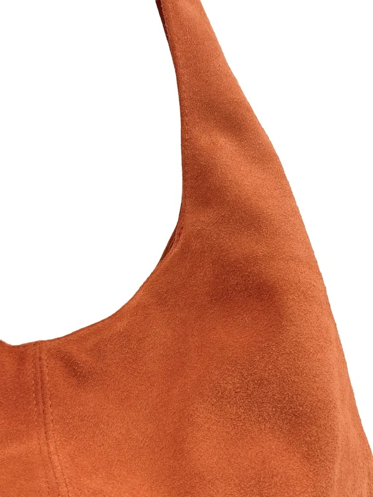 Sac à main de forme HOBO en daim EVA Mandarine