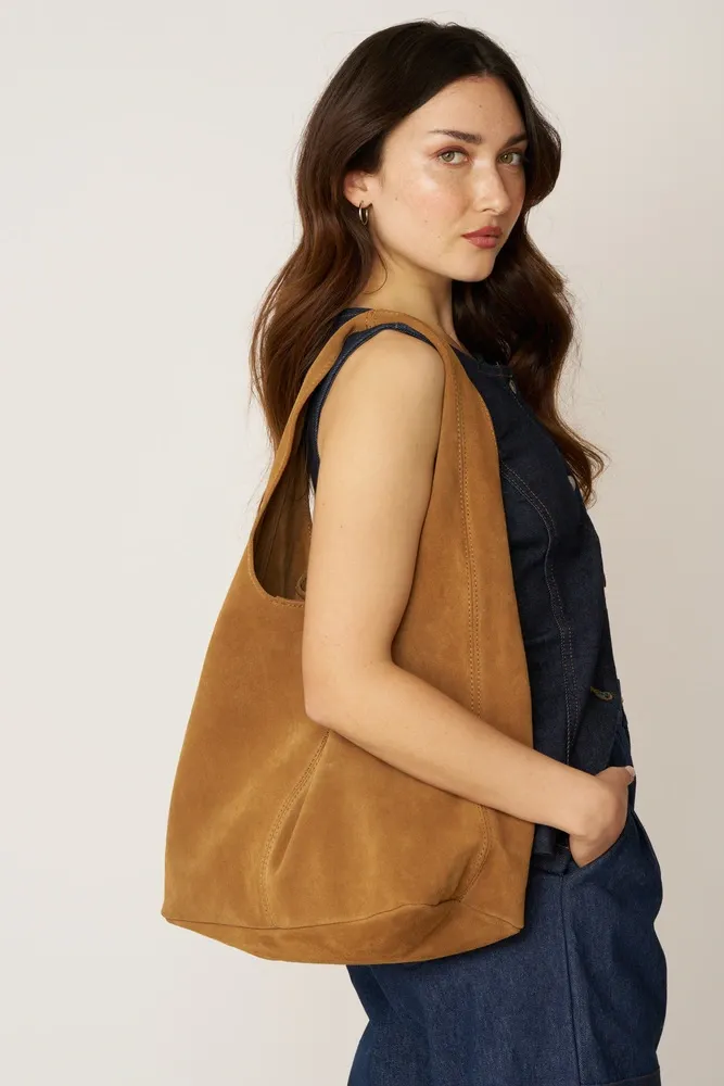 Sac à main de forme HOBO en daim EVA Marron camel