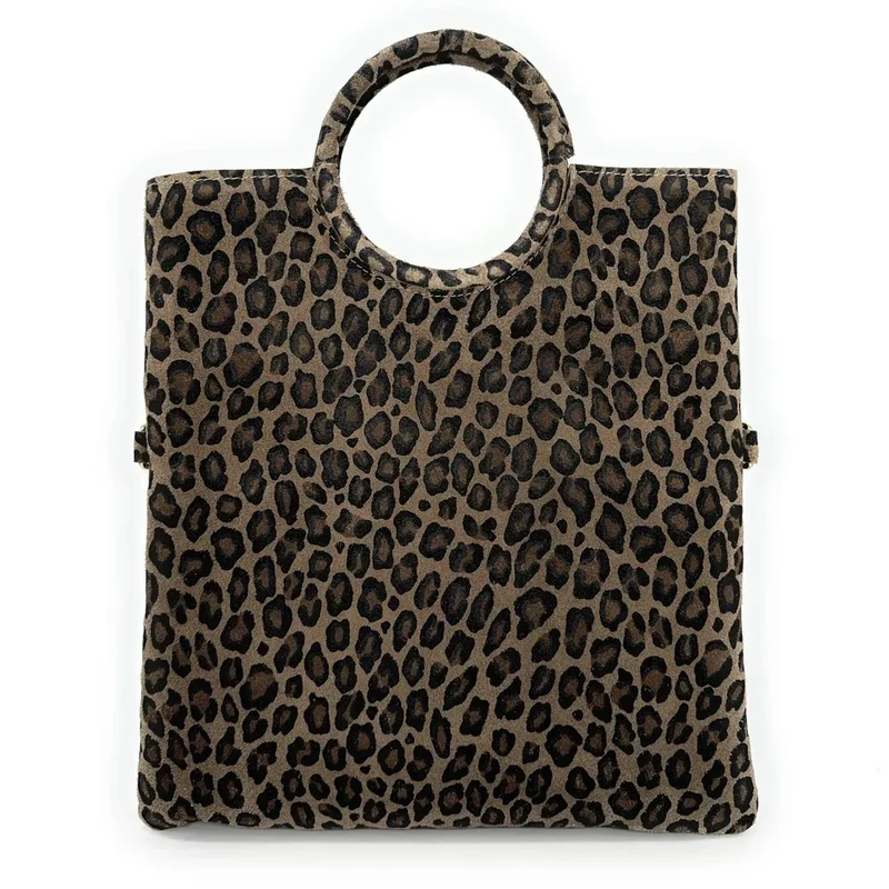 Sac pochette en daim CHARLOTTE ET LEO Léopard taupe foncé
