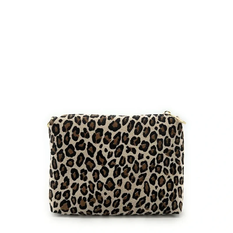 Sac pochette en daim CHARLOTTE ET LEO Léopard taupe clair