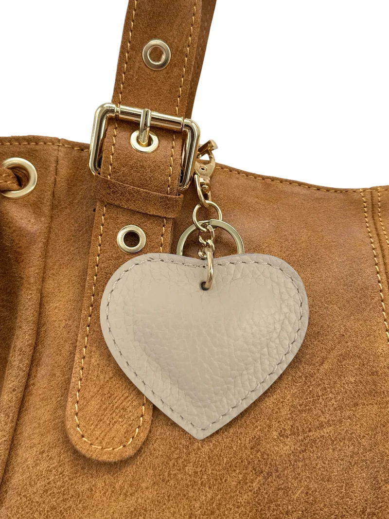 Porte-clés en cuir grainé COEUR GOLD Taupe clair