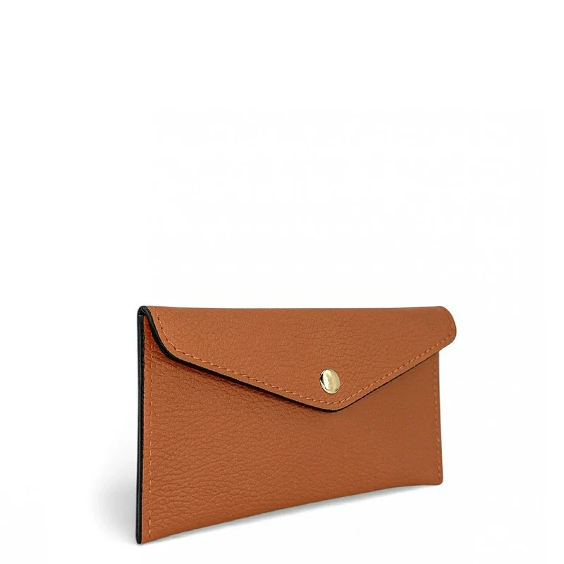 Pochette enveloppe en cuir grainé CLOE Camel