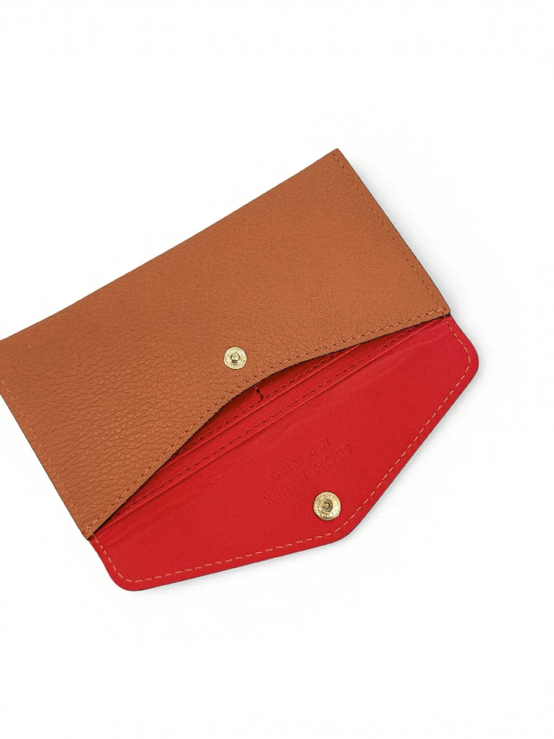 Pochette enveloppe en cuir grainé CLOE Camel