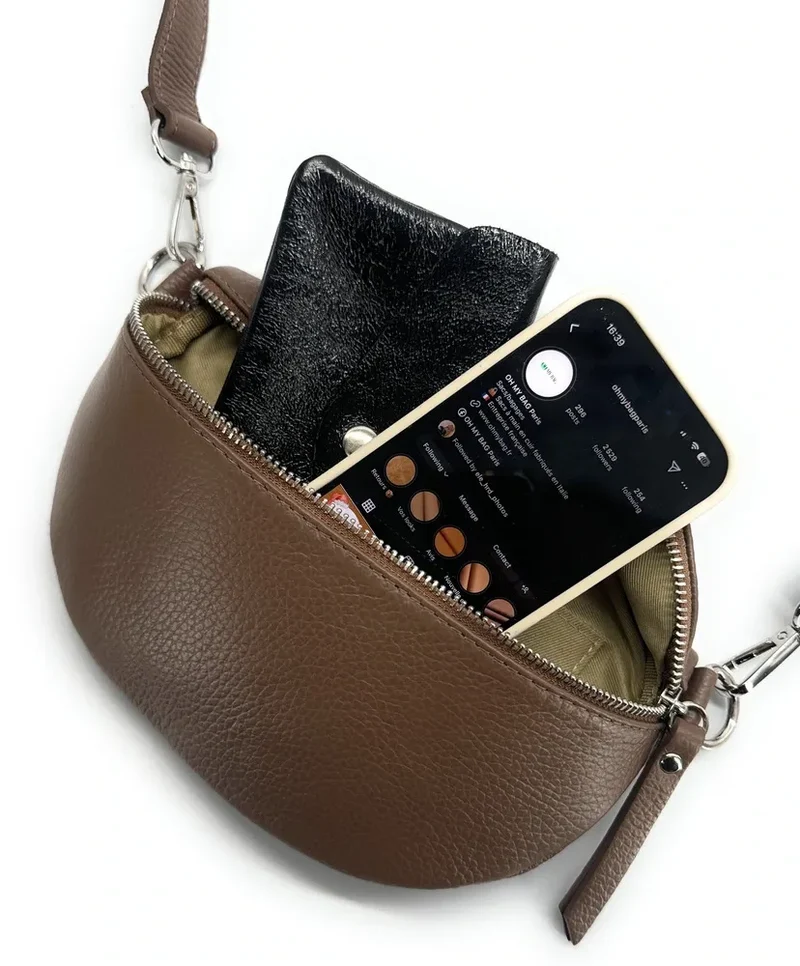Sac banane en cuir grainé LOU Taupe foncé