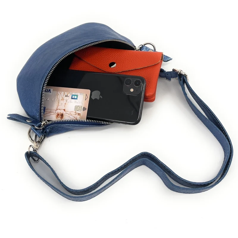 Sac banane en cuir irisé LOU Bleu cobalt