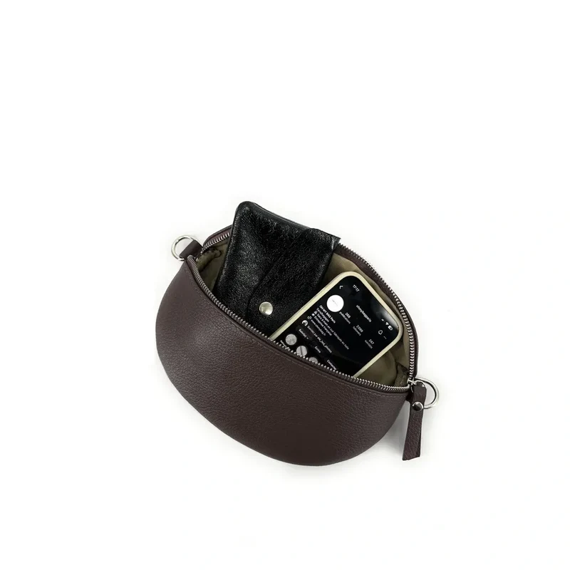 Sac banane en cuir grainé LOU Chocolat
