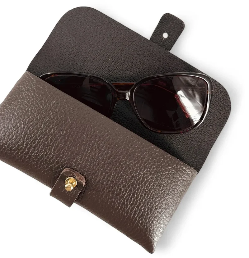 Etui à lunettes en cuir grainé LUMOS Marron chocolat