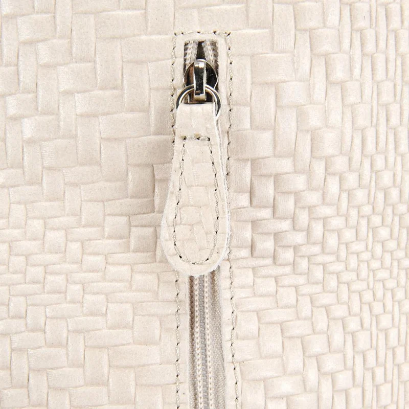 Sac HOBO en cuir embossé tressage MANDALAY Rose nude
