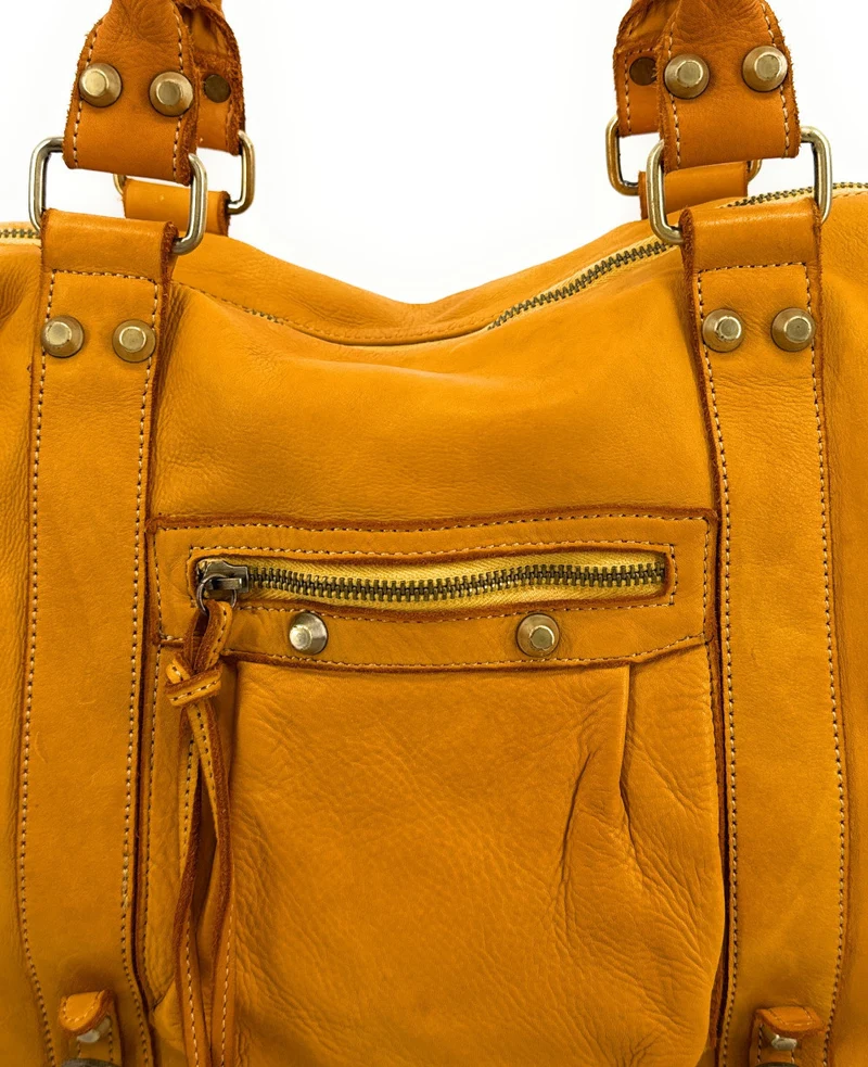 Grand sac porté épaule en cuir souple tannage végétal STORM XL HURRICAN Jaune Moutarde