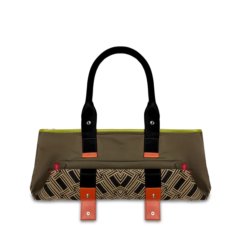 M ZIP TOTE BAG