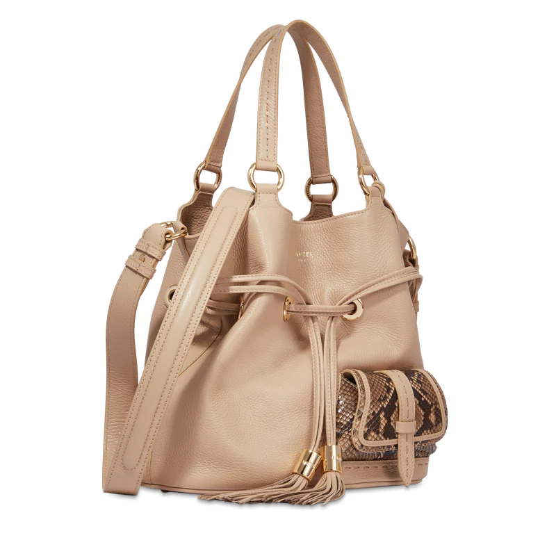 M bucket bag