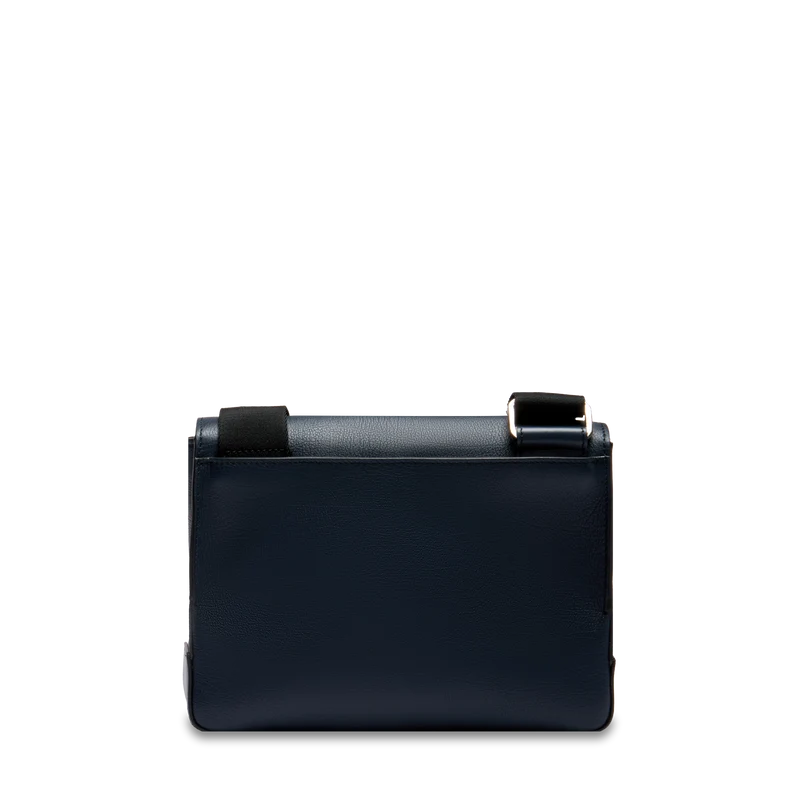 M MESSENGER BAG