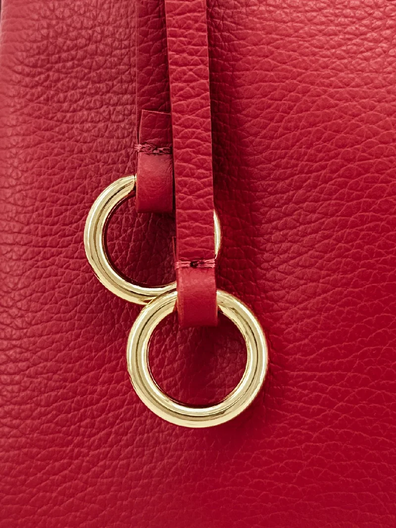 Sac à main en cuir grainé CHELSEA Rouge garance