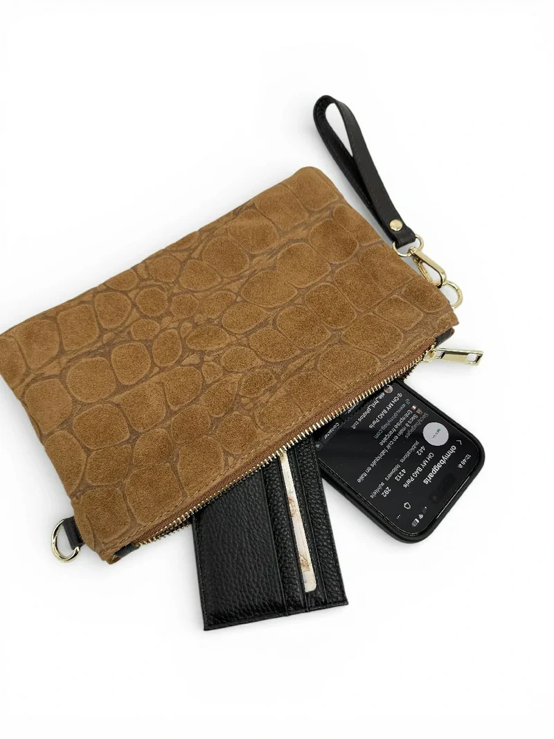 Sac pochette en daim embossé crocodile ZELINE Marron camel foncé