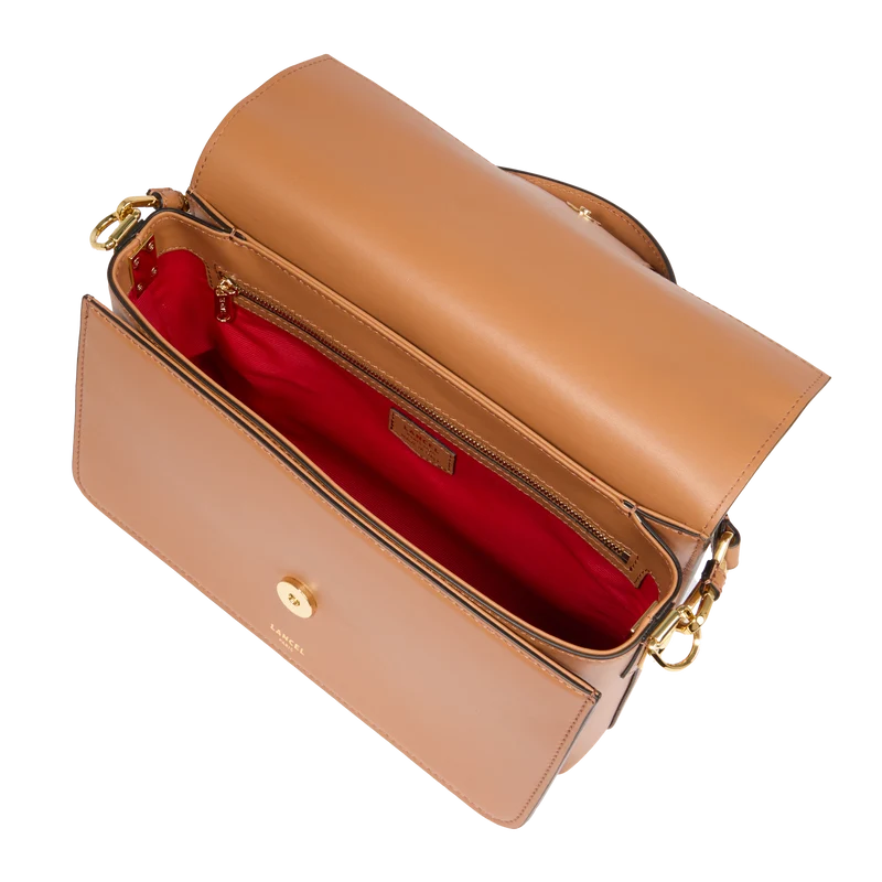 M flap bag