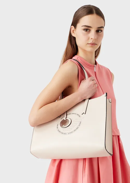 Emporio Armani Sac cabas finition liégée avec bijou de sac et grand logo perforé