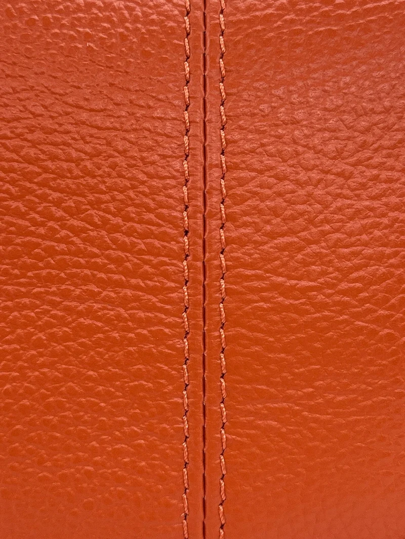Sac seau à bandoulière en cuir grainé BEAUBOURG Orange mandarine