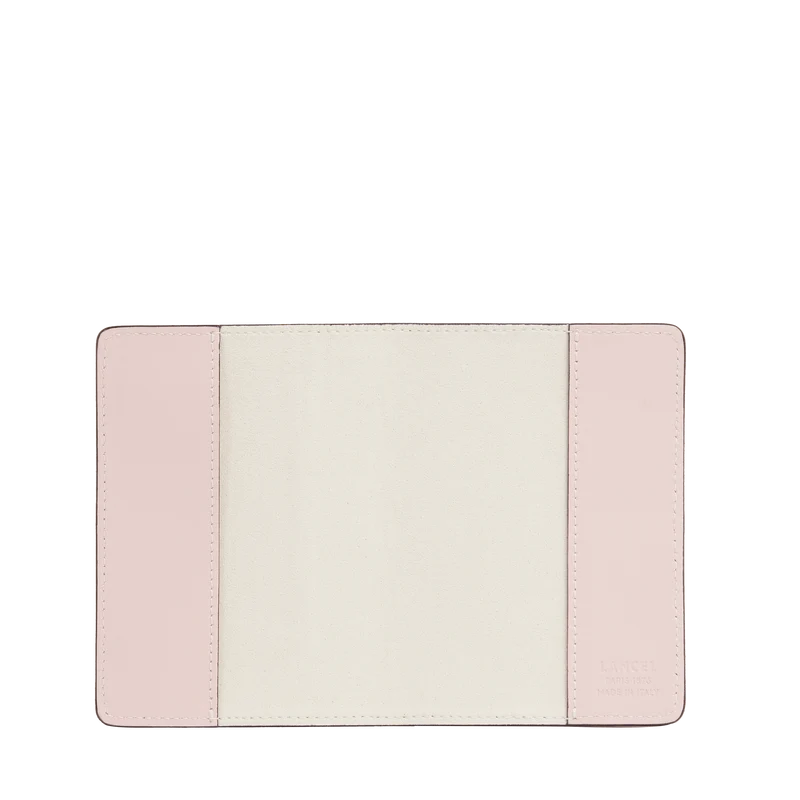 PASSEPORT HOLDER