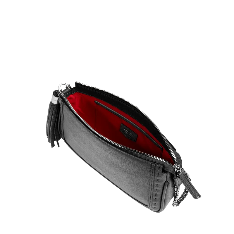 POUCH ON CHAIN
