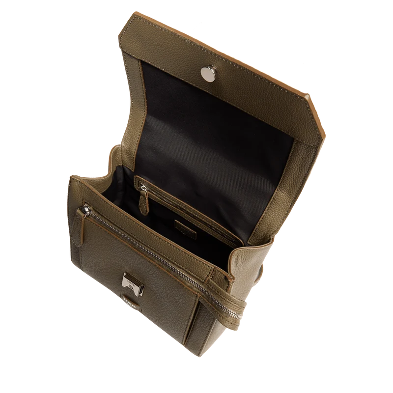 M FLAP BAG