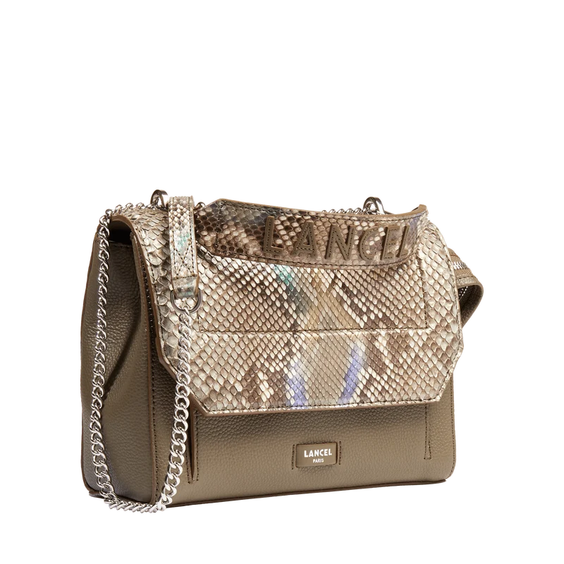 M FLAP BAG