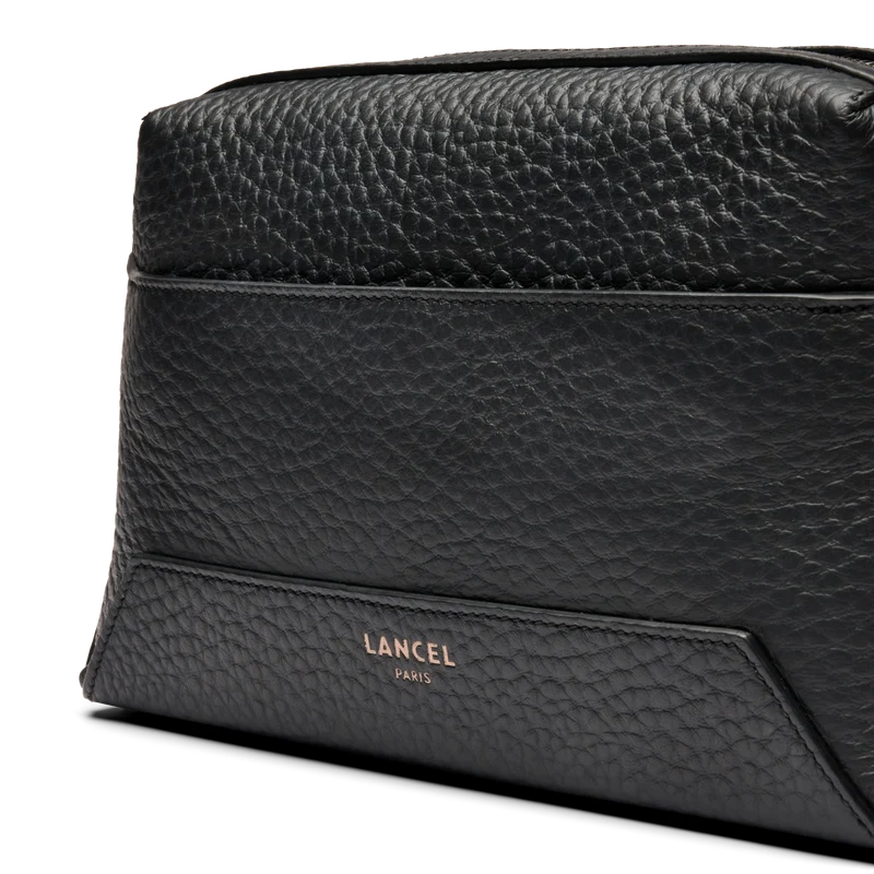 M CAMERA BAG