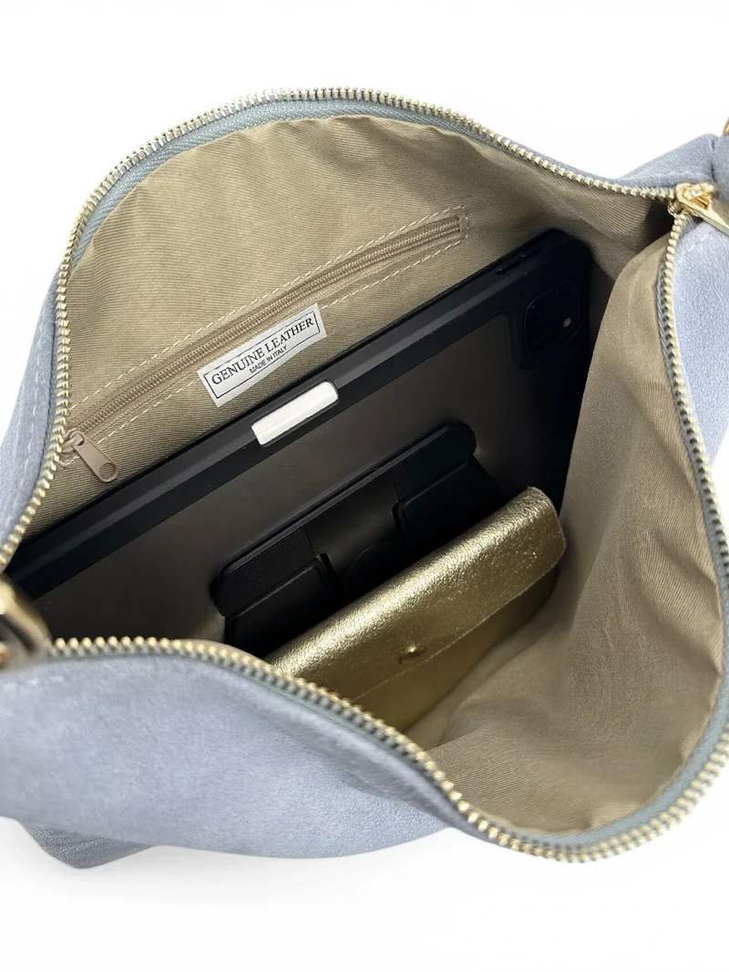 Sac pochette Hobo en daim SOA Bleu pastel