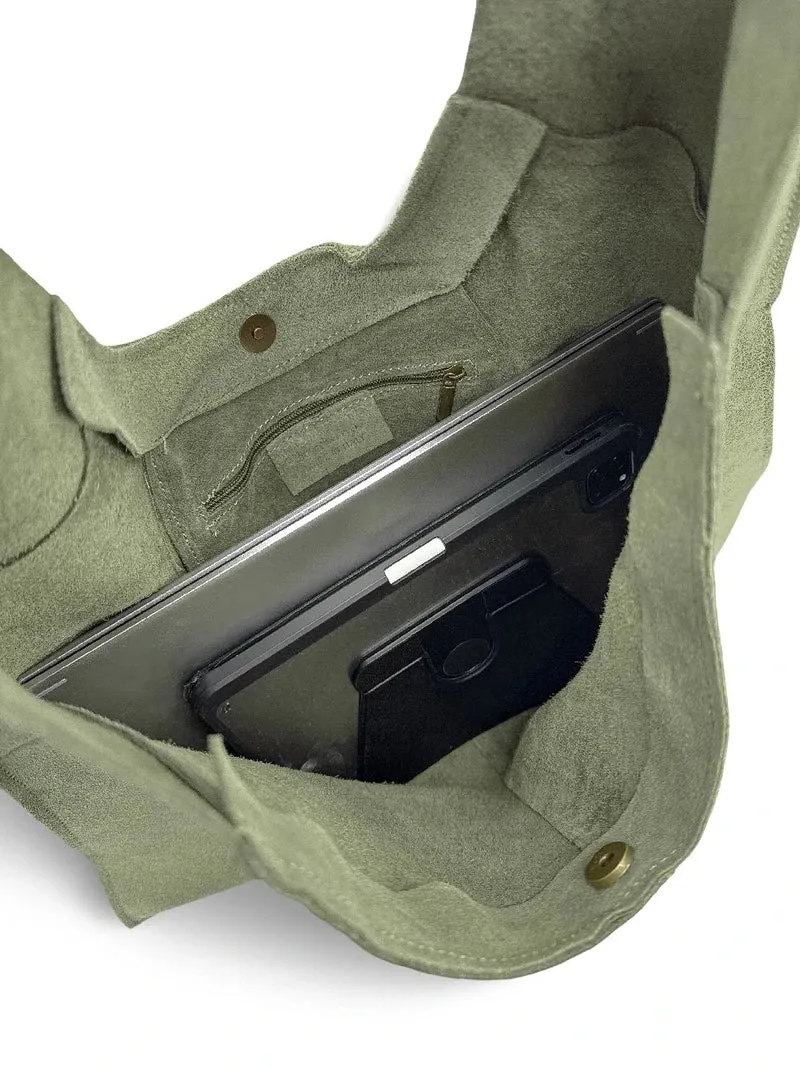 Sac Hobo en daim NEW EVE Vert amande