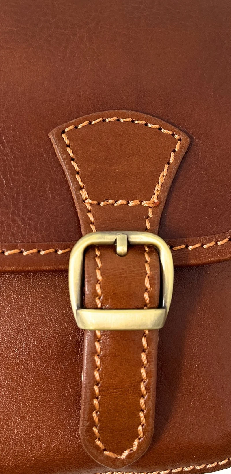 Sac bandoulière en cuir lisse NAGAÏ Châtaigne