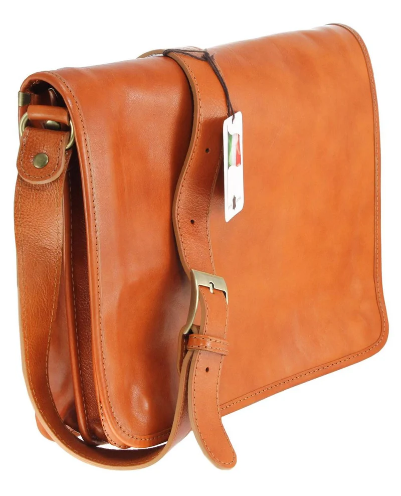 Sac besace messager en cuir lisse RIGA Cognac