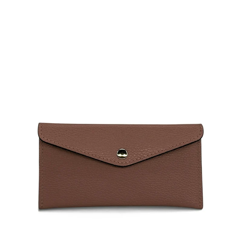 Pochette enveloppe en cuir grainé CLOE Moka