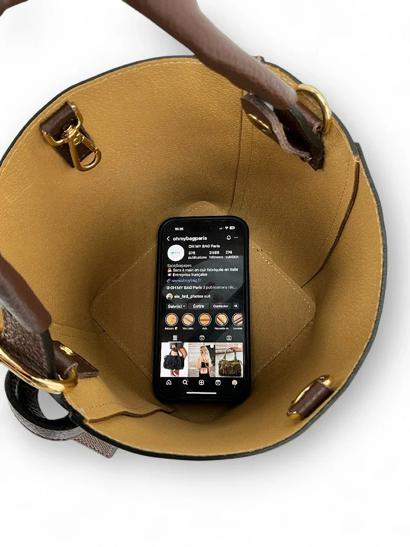Sac seau et pochette en cuir grainé BIRDIE Camel foncé et Chocolat