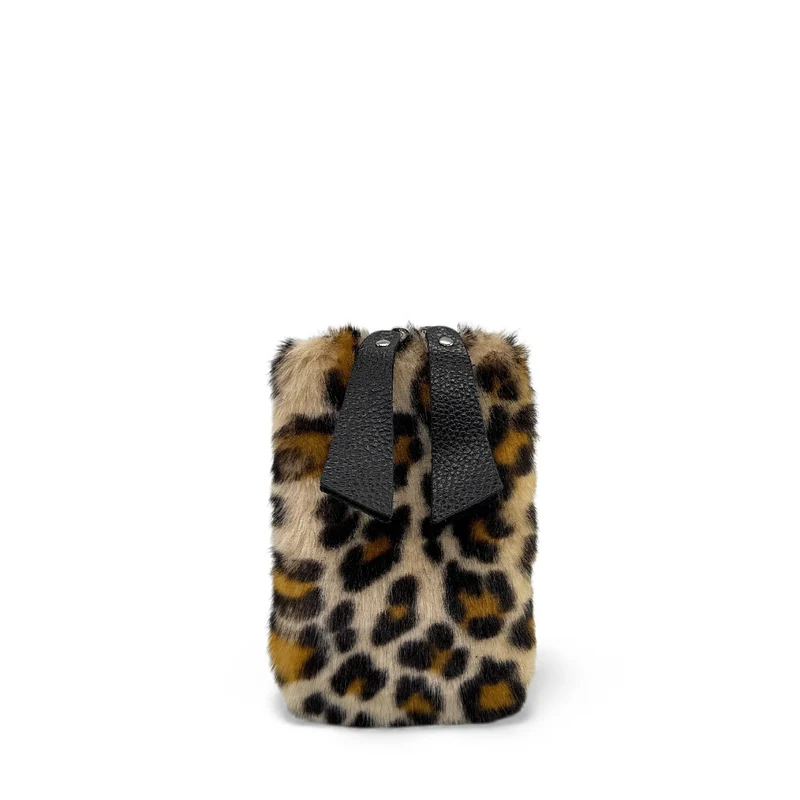 Sac pochette téléphone en cuir et poils synthétiques TABBY POCKET Léopard crème