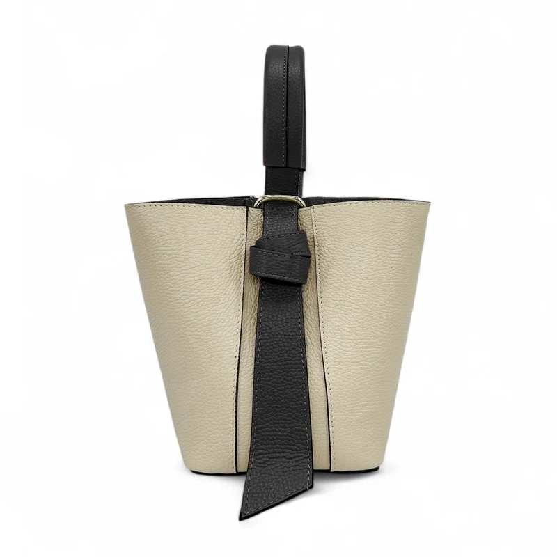 Sac seau et pochette en cuir grainé BIRDIE Beige et Noir