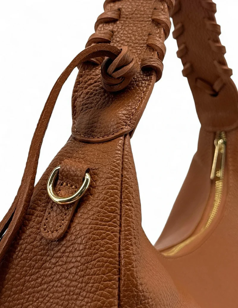Sac demi-lune en cuir grainé NYX Camel foncé