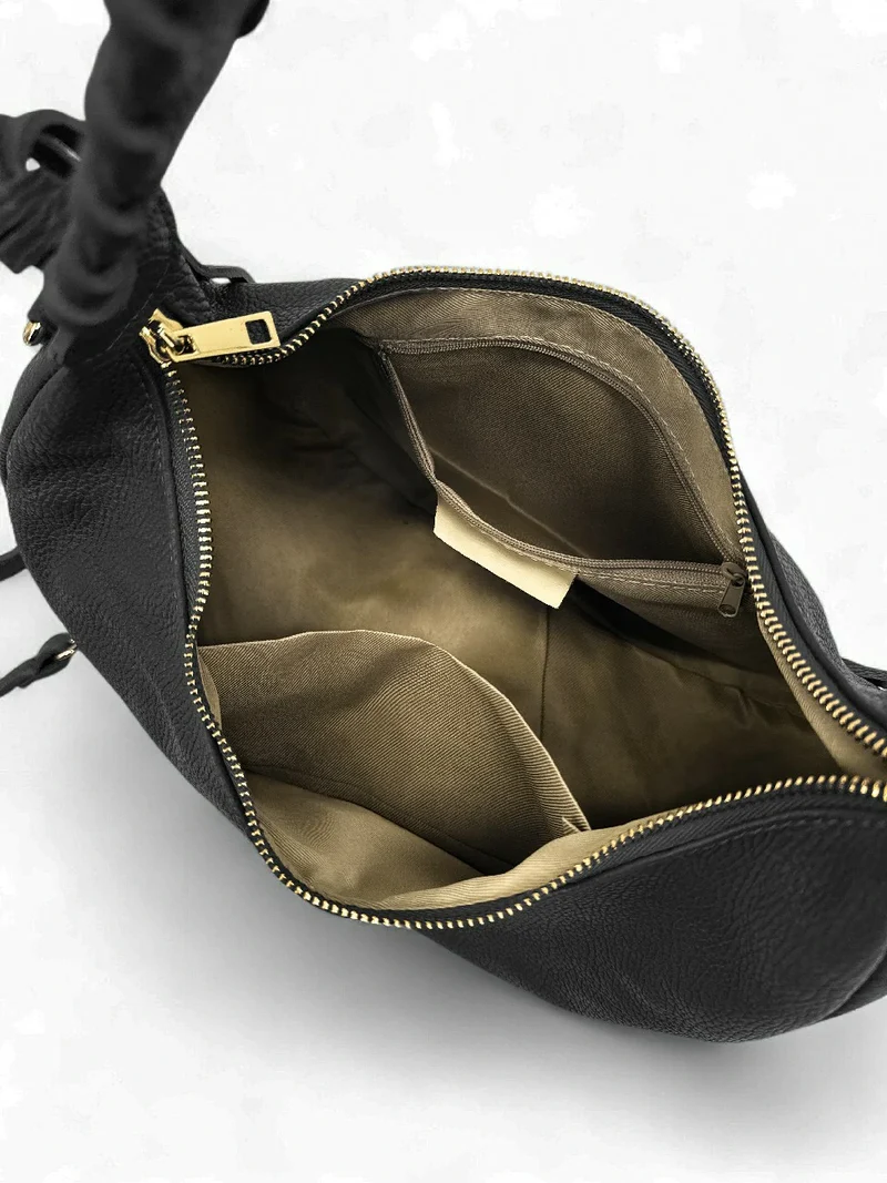 Sac demi-lune en cuir grainé NYX Noir