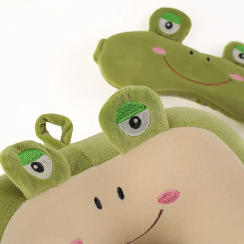 Tracker Youth Frog Neck Pillow/Mask Set