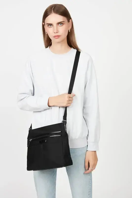 Sac besace Lancaster "Basic Verni" 514-60