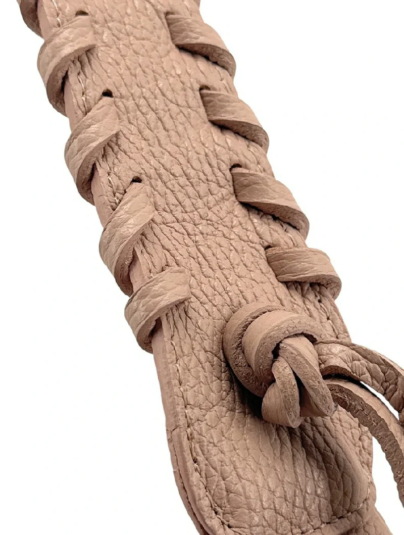 Sac demi-lune en cuir grainé NYX Rose nude