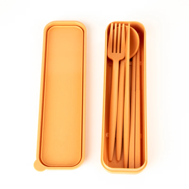 Tracker Utensils Set