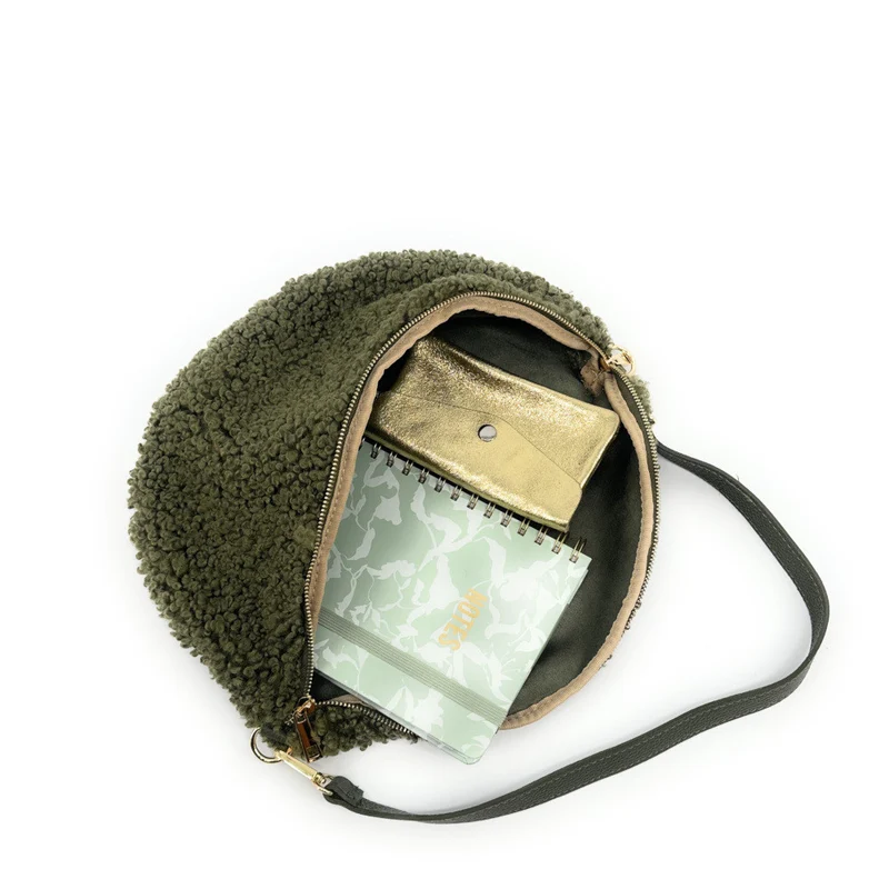 Grand sac banane en cuir et peluche LOU PILOU L Kaki