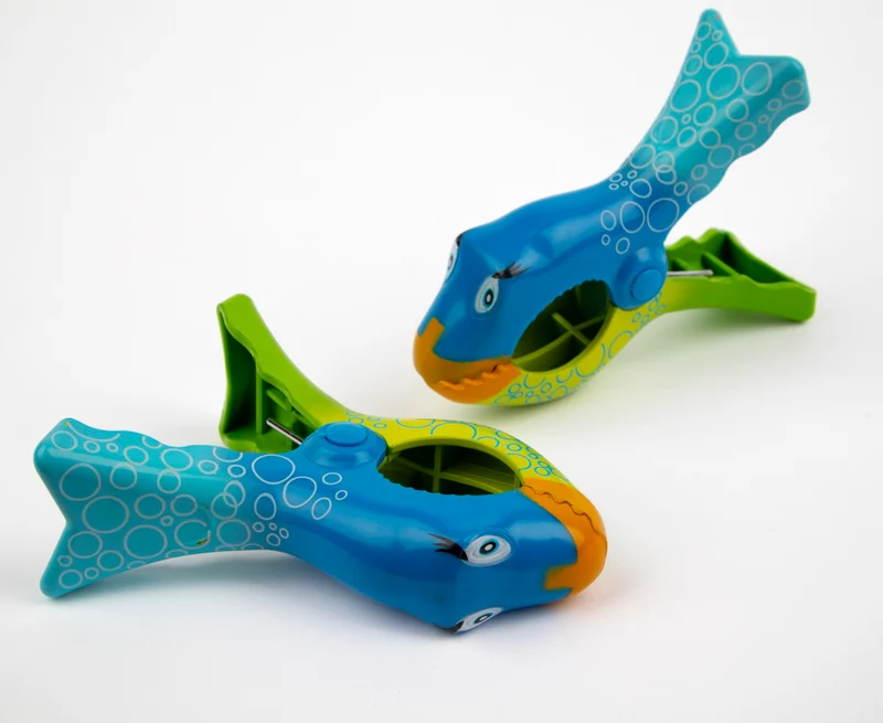 Tracker Beach Towel Clip Bubbles