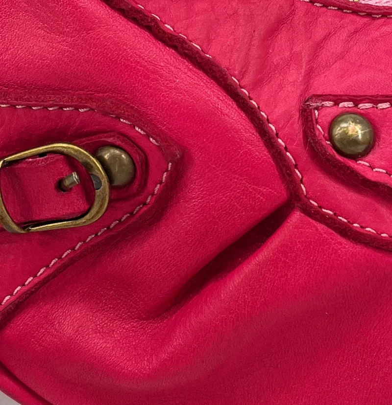 Sac croissant en cuir vintage MISS LUNA Rose fuchsia