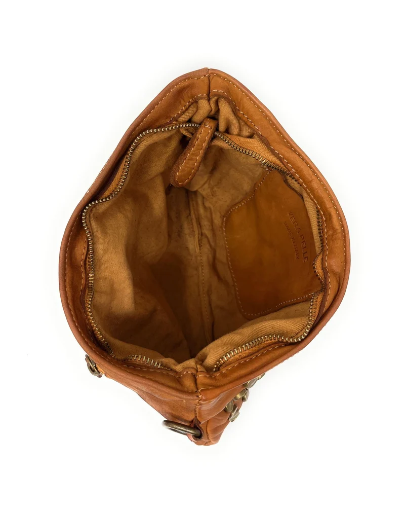 Sac pochette en cuir vintage MISS CIRCÉ Camel foncé